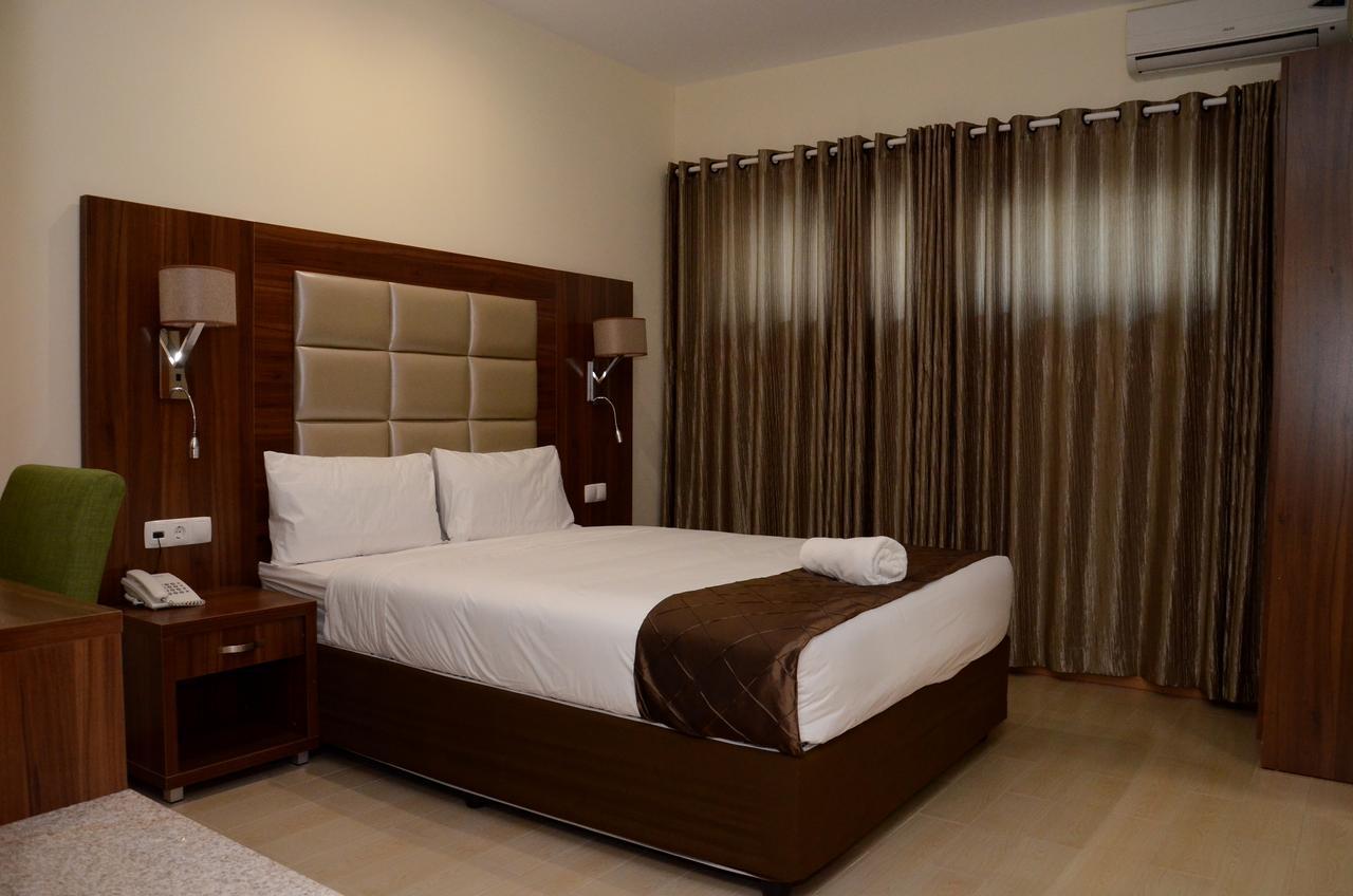 Blu Sky Hotel Мапуту Екстер'єр фото