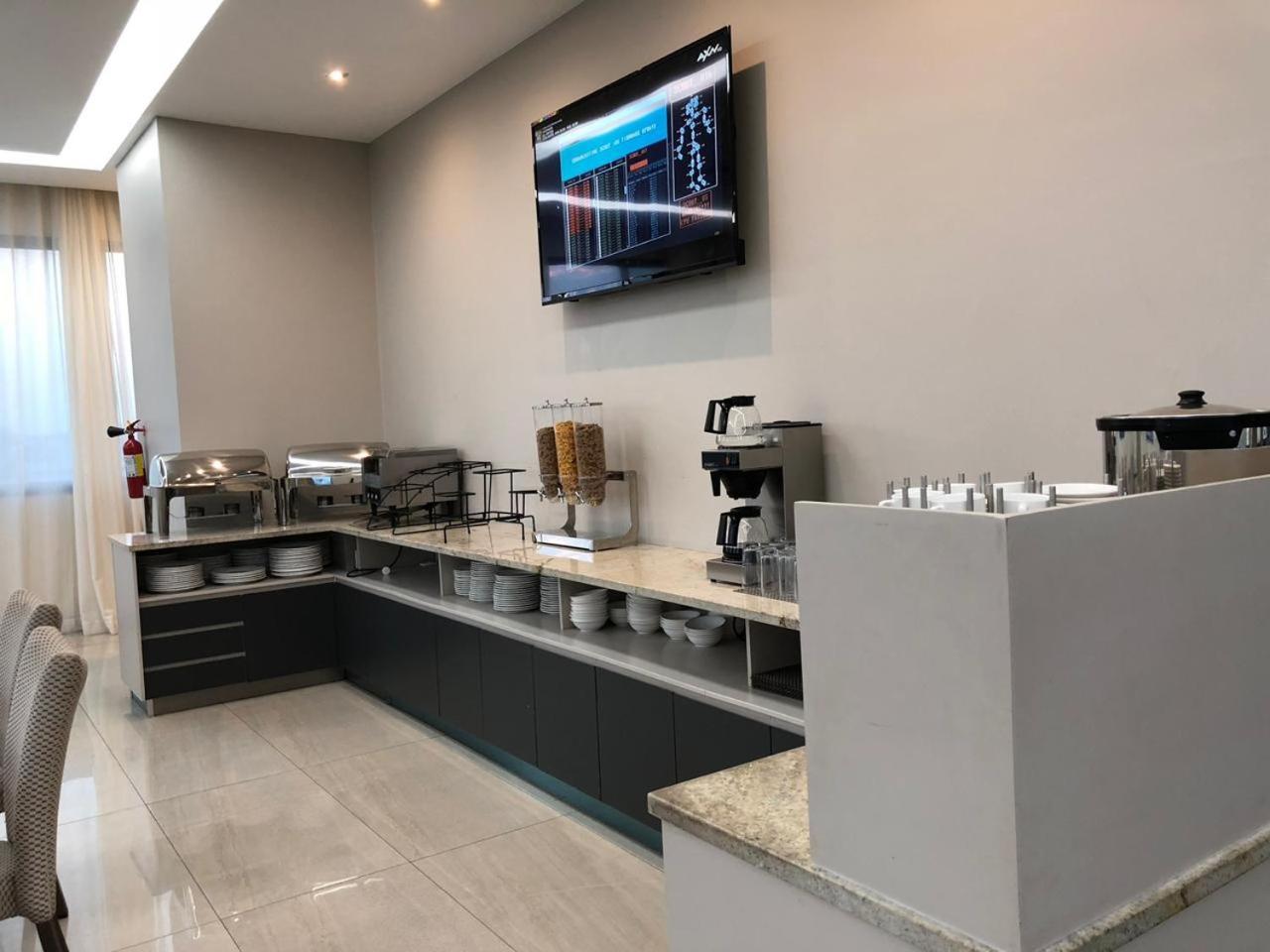 Blu Sky Hotel Мапуту Екстер'єр фото
